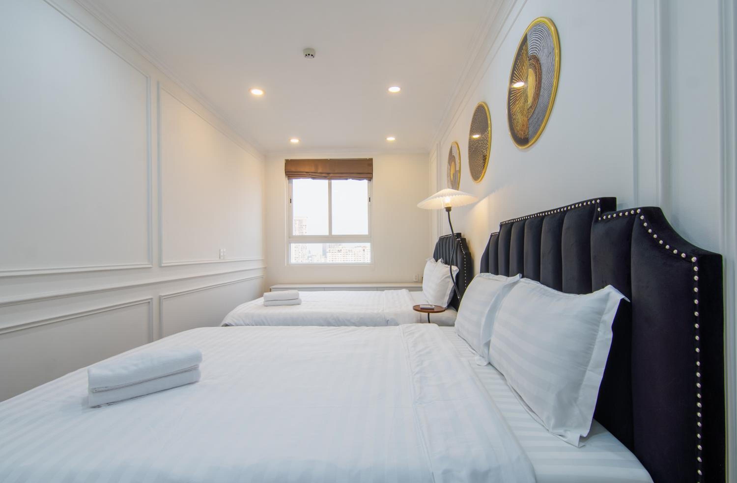 The Luxury GRAND RIVERSIDE Apartment City Center