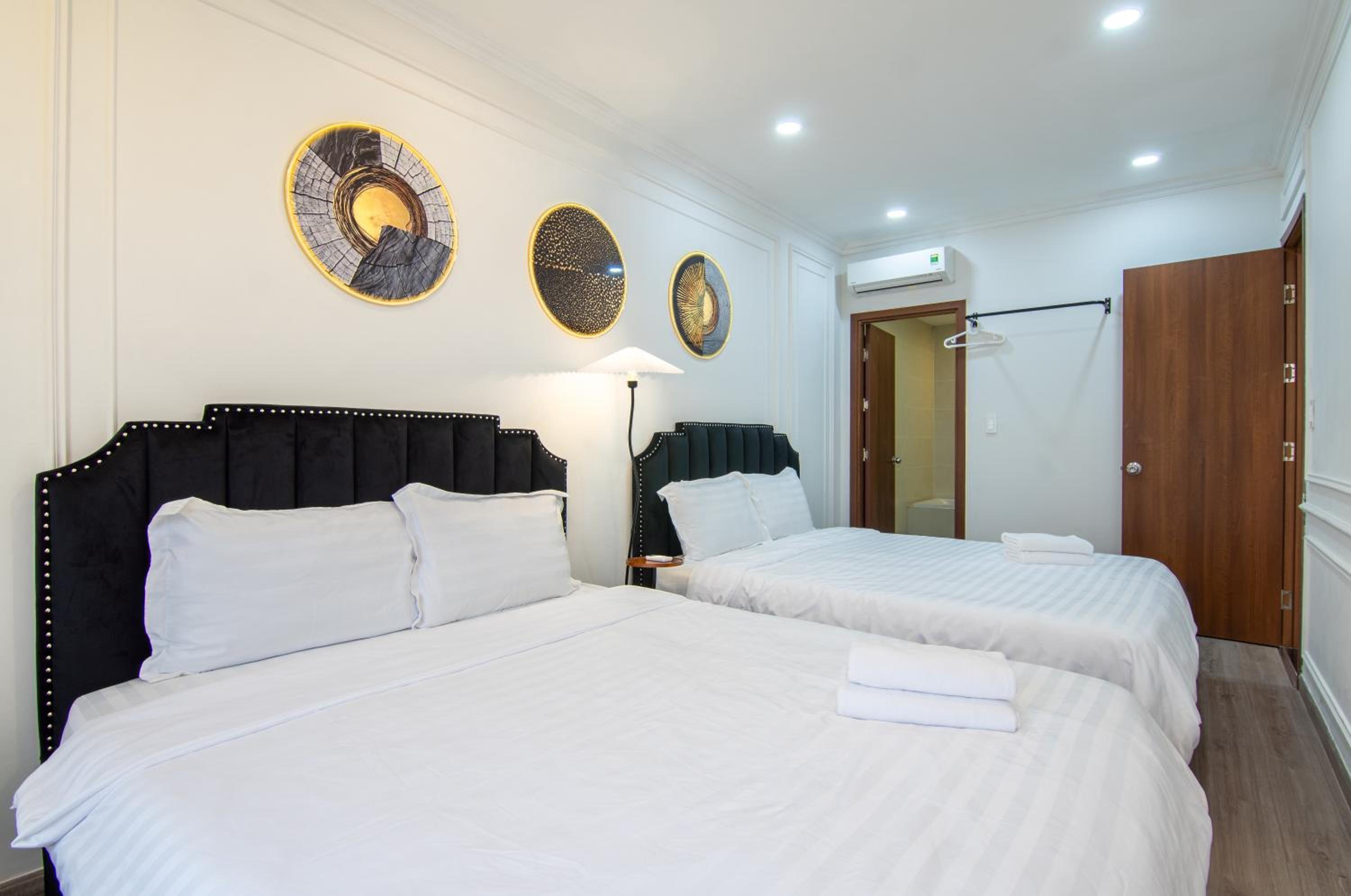 The Luxury GRAND RIVERSIDE Apartment City Center