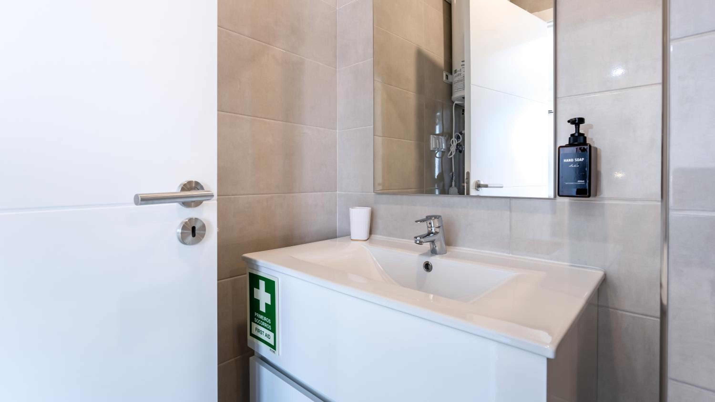 Modern Retreat 1 in Faro by Lovelystay view 2