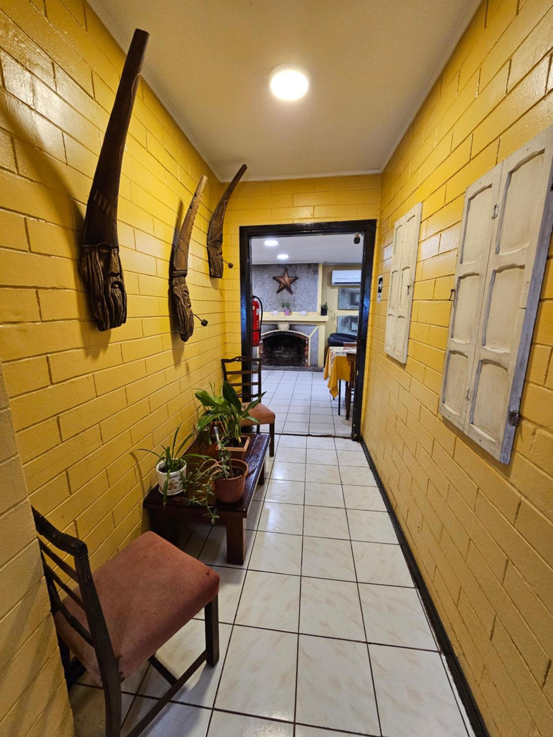 Hostal Aleros