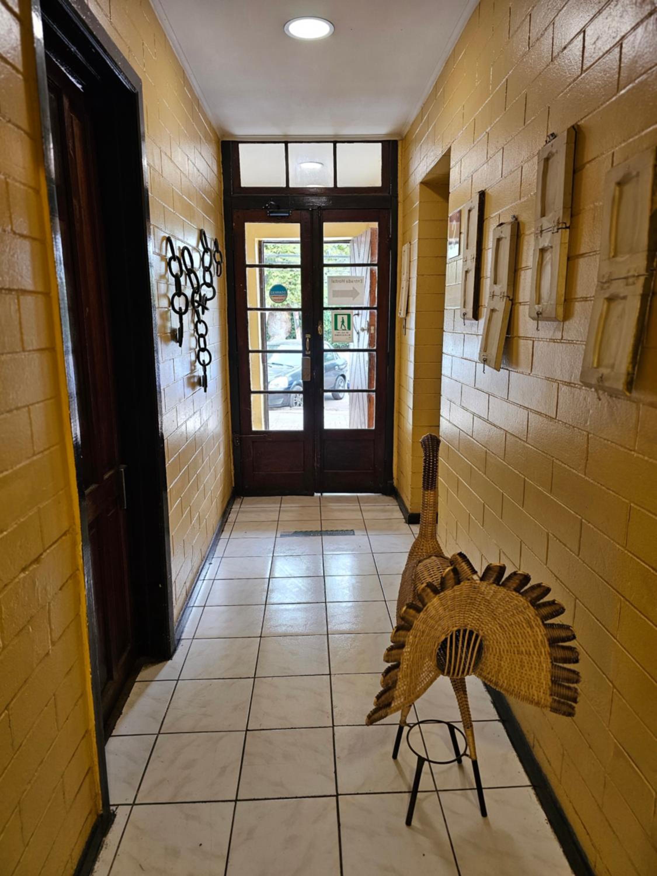 Hostal Aleros