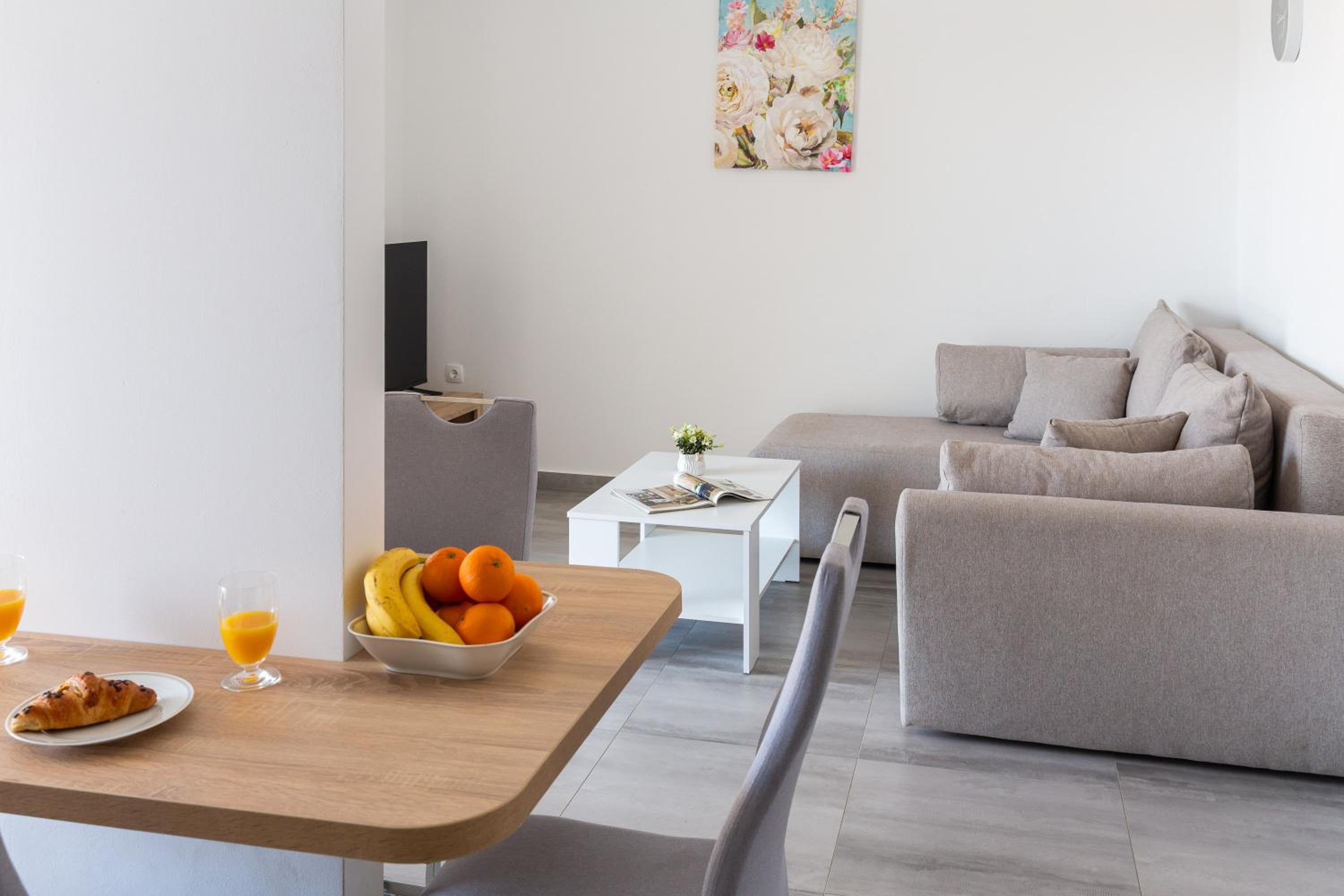 Apartments Morena