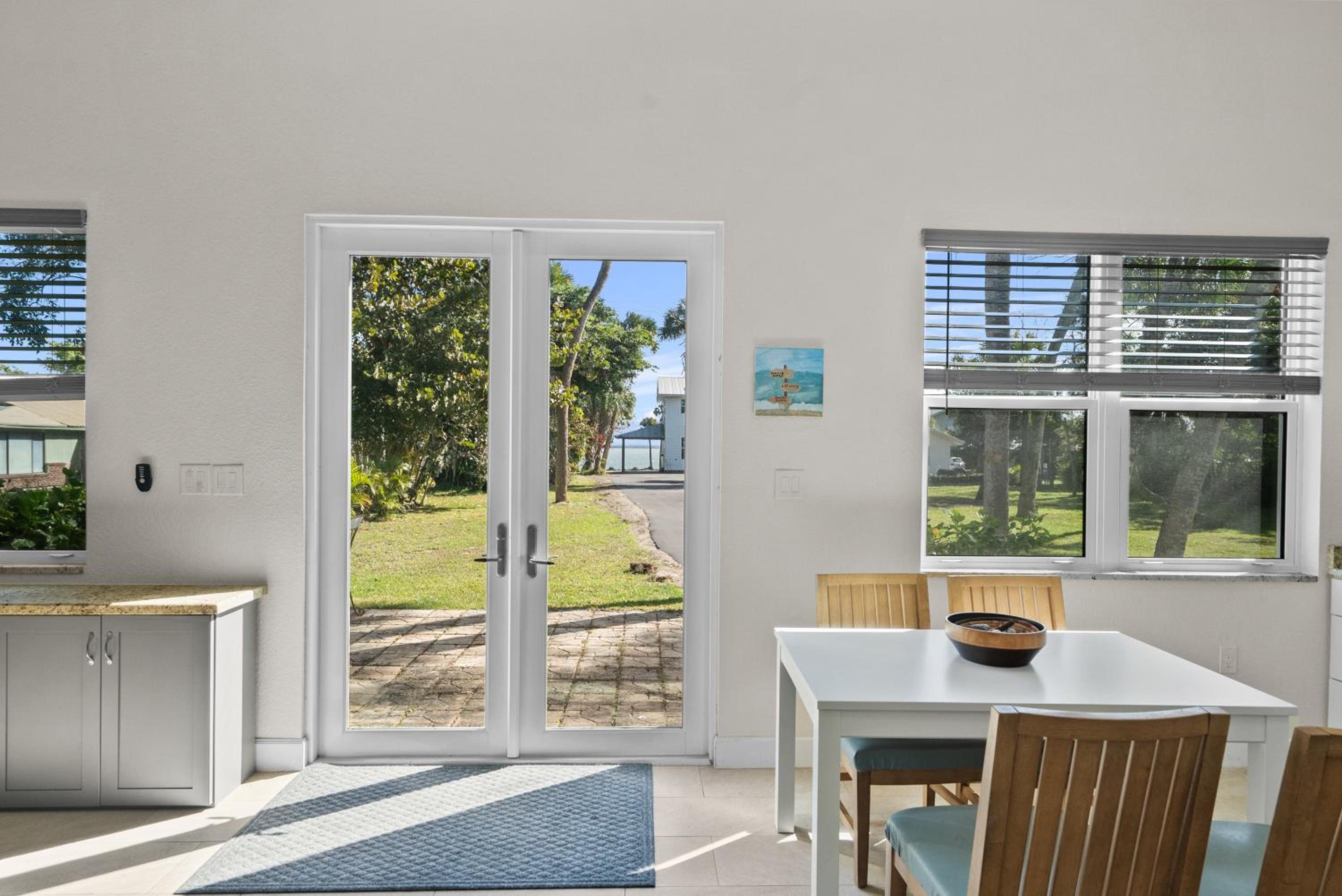 2/1 Riverside Retreat with Loft view 3