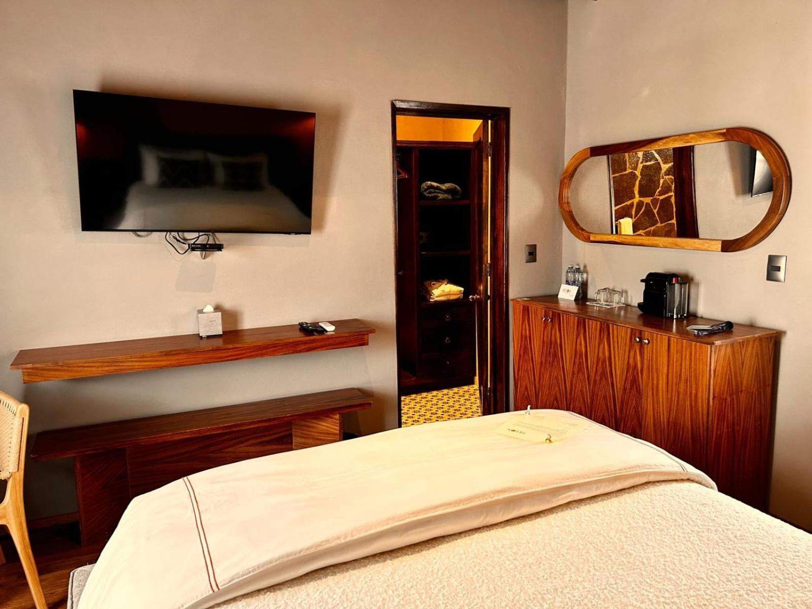 Bito's Hotel Boutique