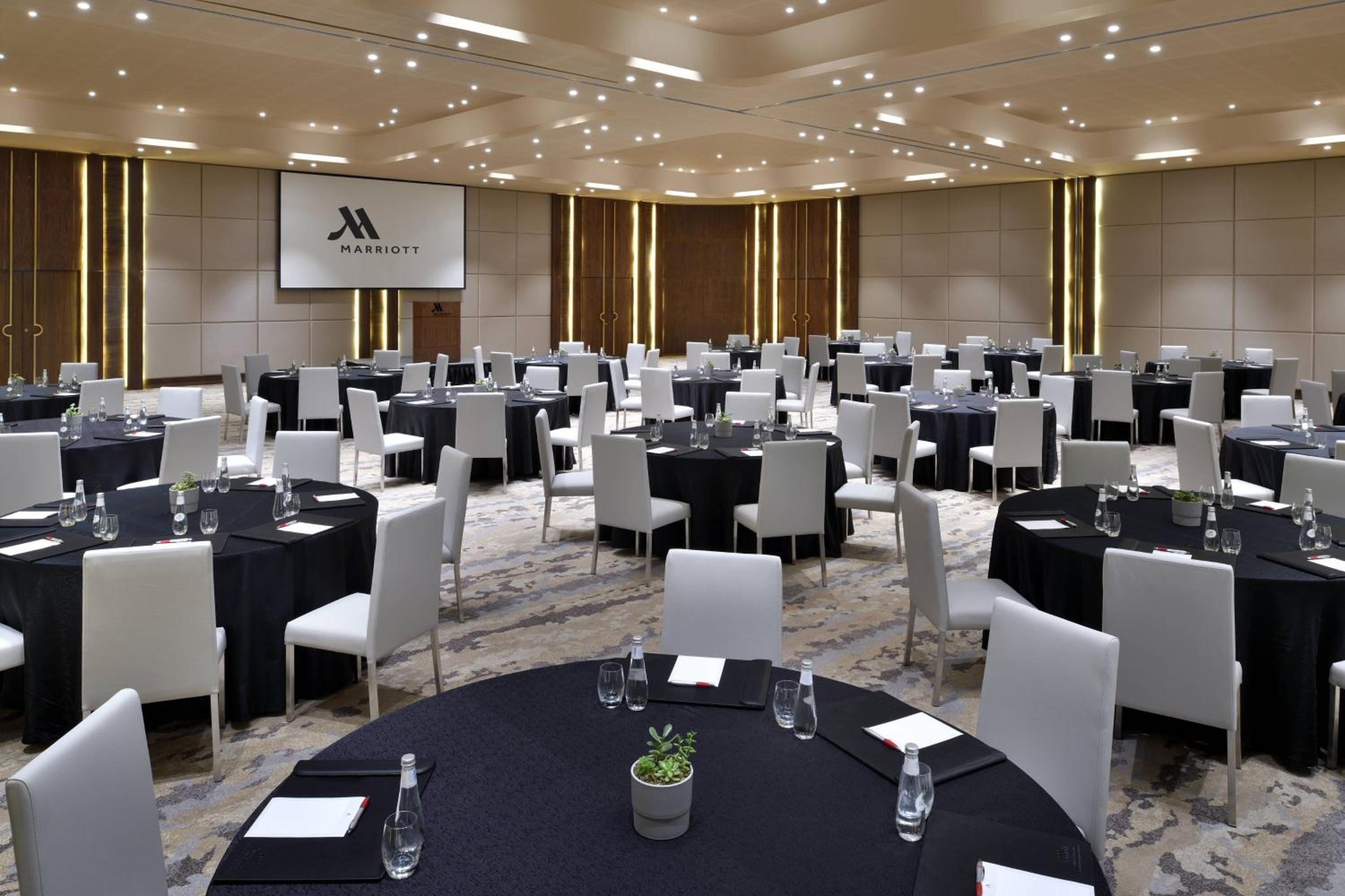 Riyadh Diplomatic Quarter - Marriott Executive Apartments 107