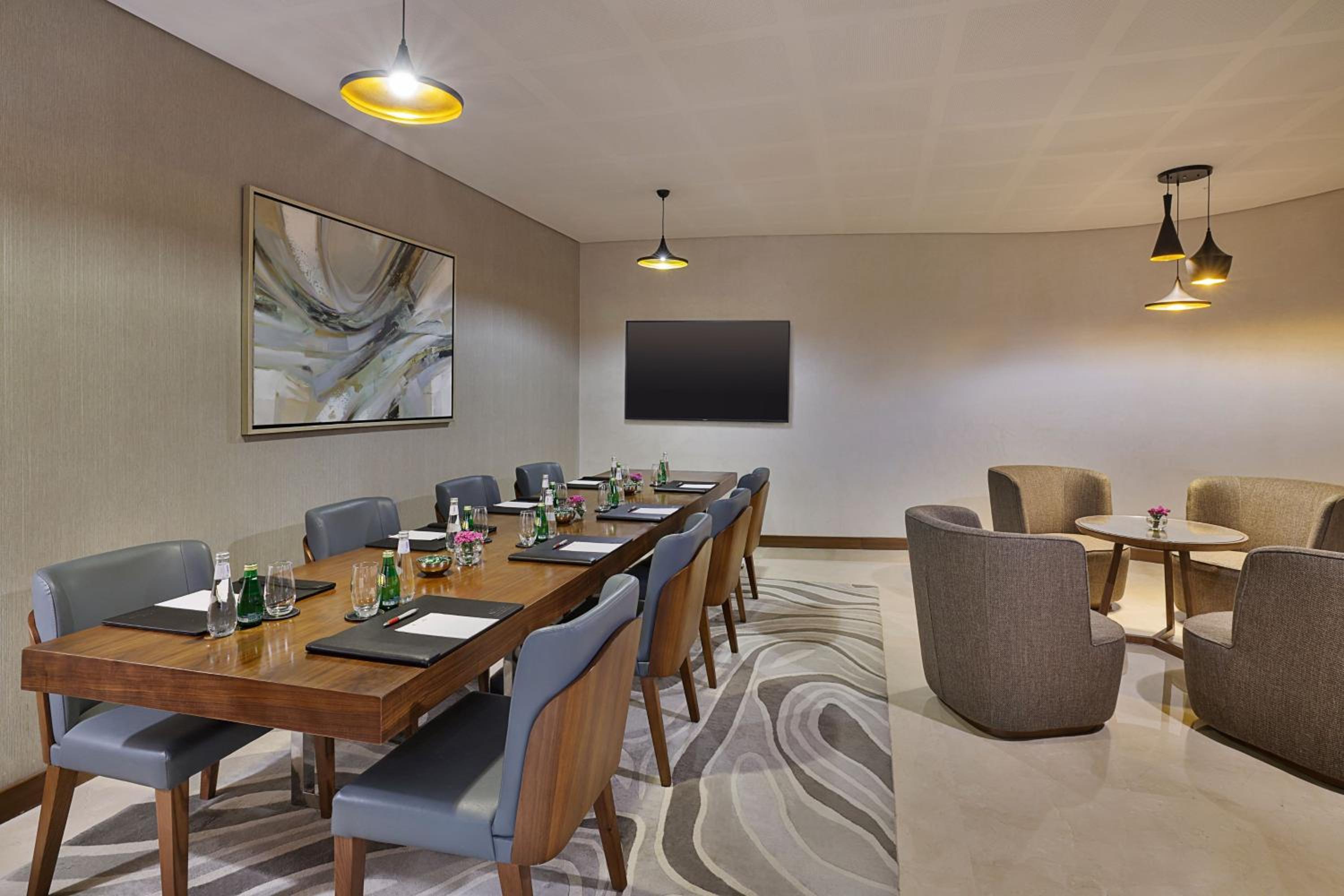 Riyadh Diplomatic Quarter - Marriott Executive Apartments 117
