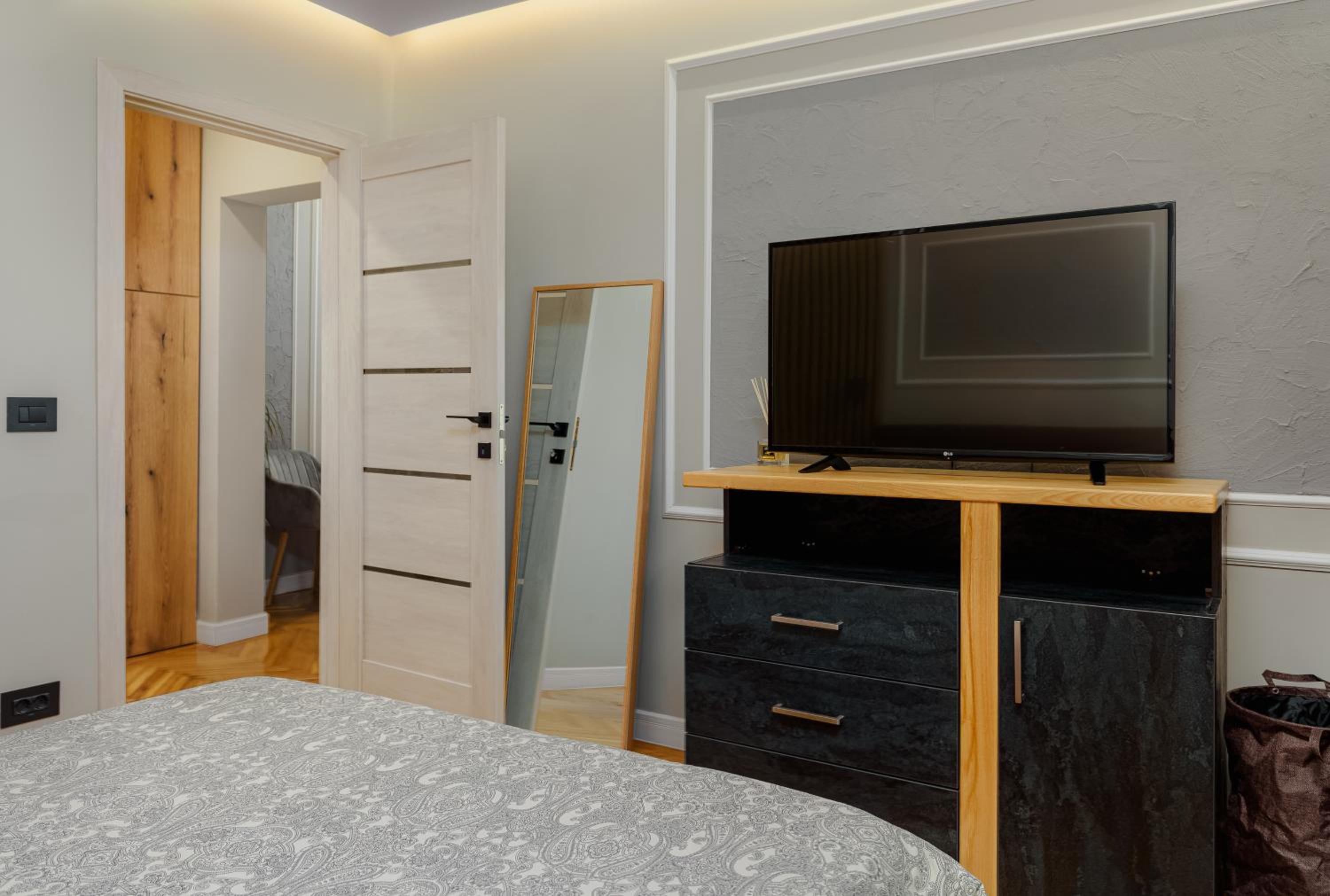 Cozy Flat - Grivitei view 2