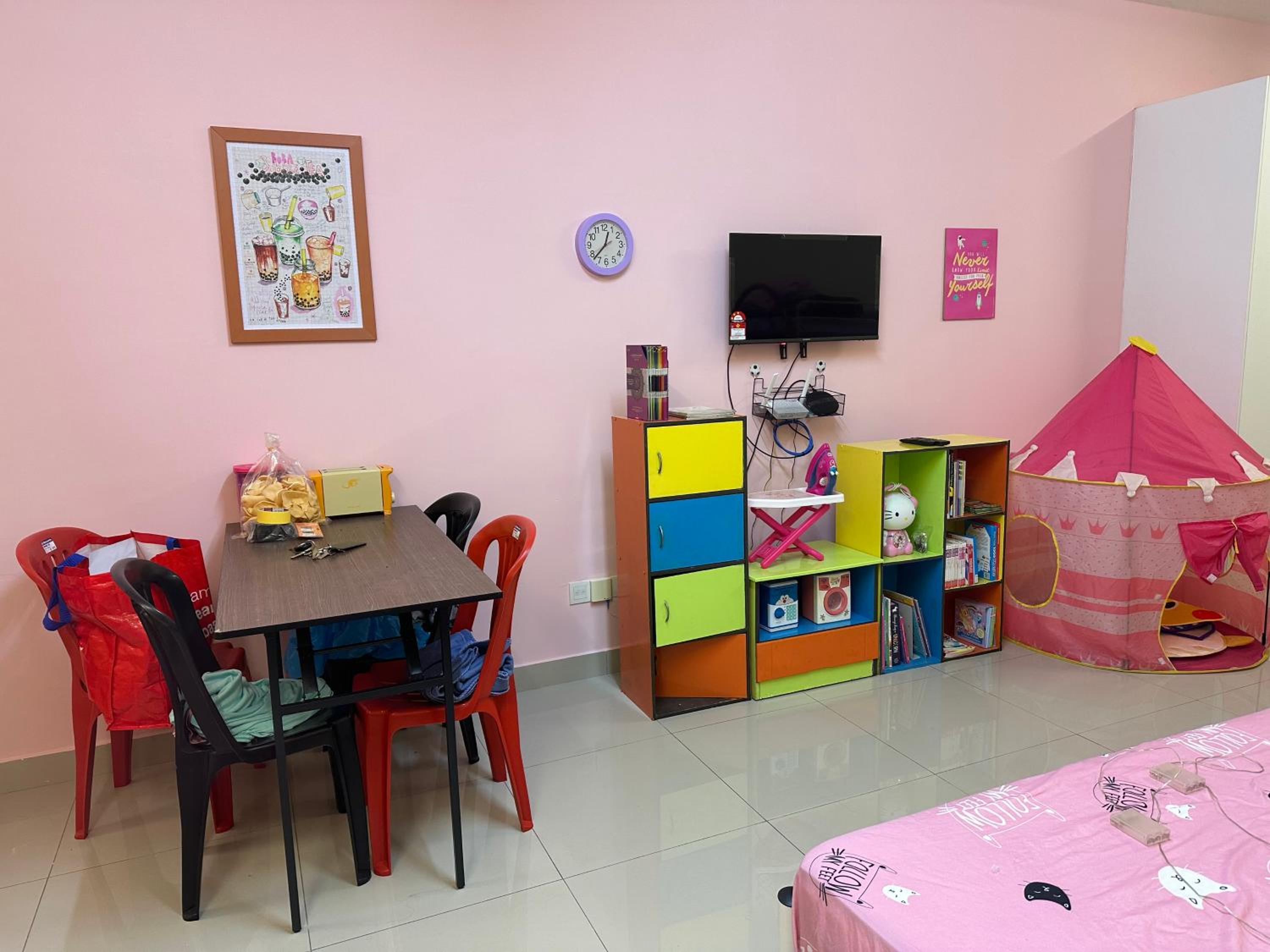 Azin Ramli Playhouz photo 8