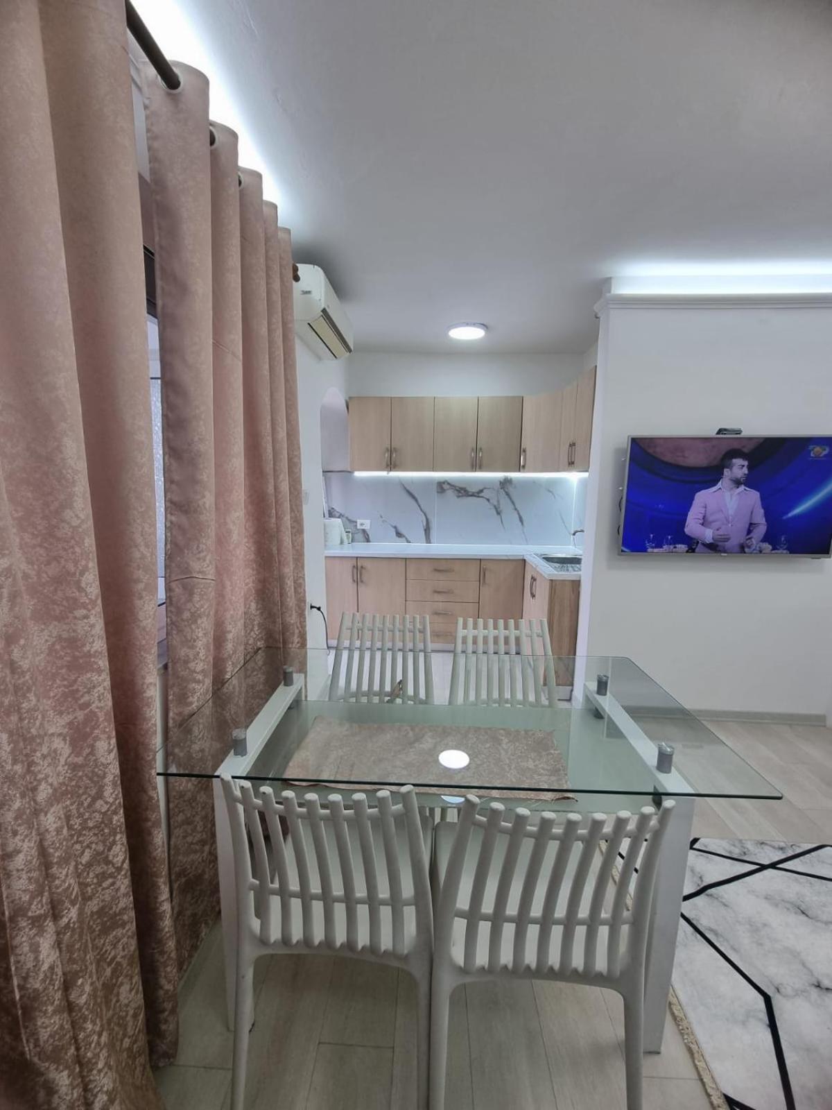 Apartament në qendër Durrës