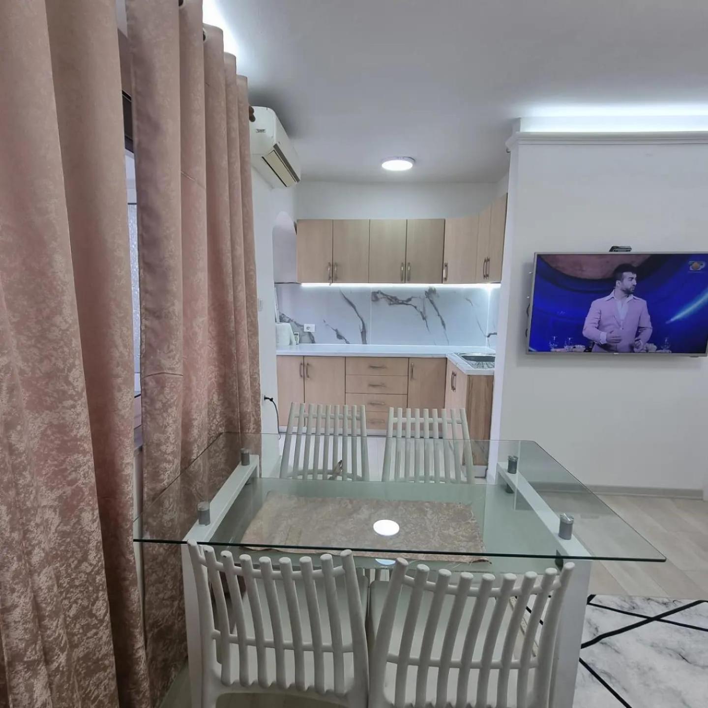 Apartament në qendër Durrës