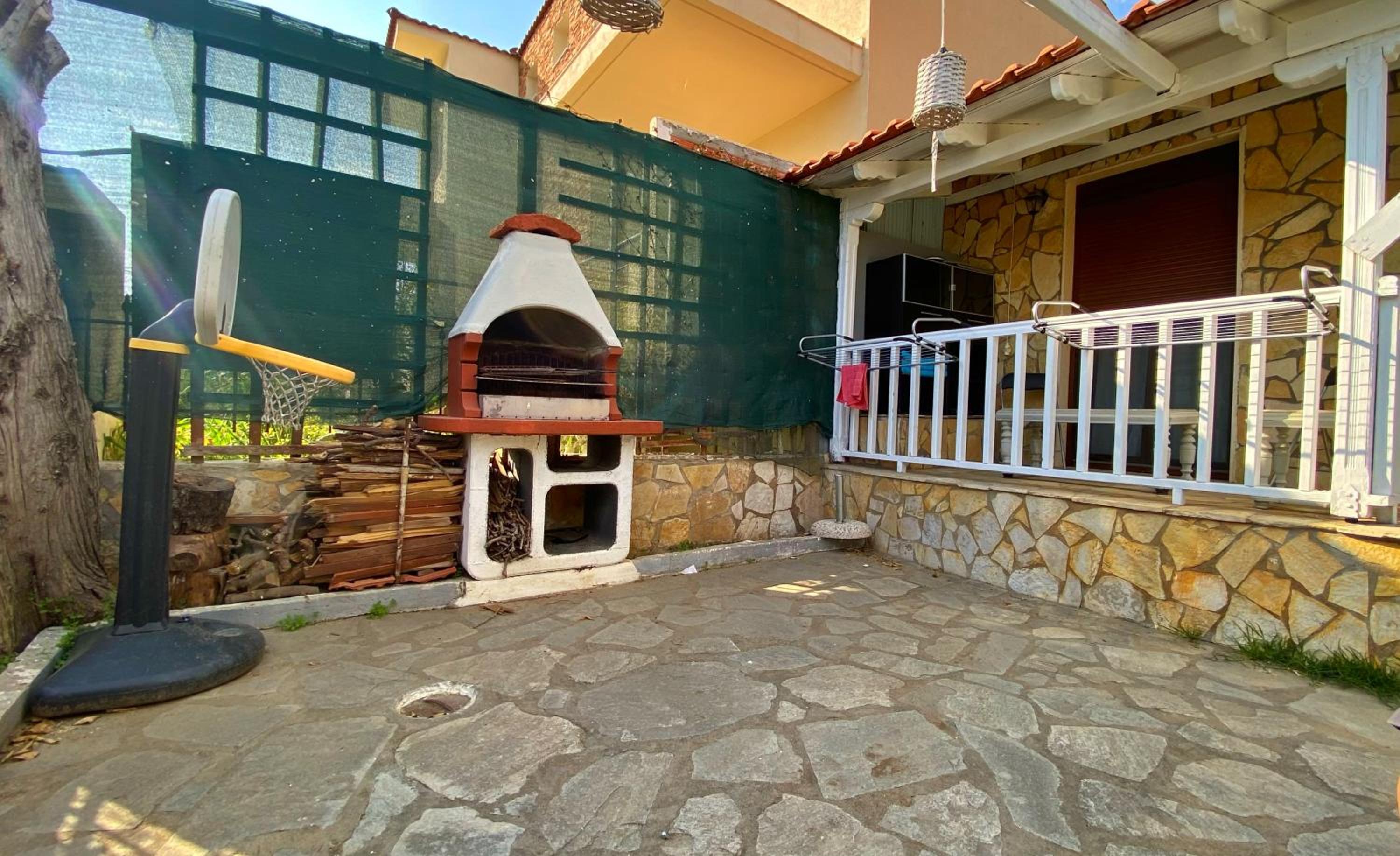 Kalives House