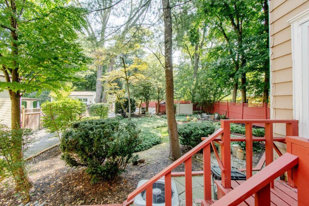 Princeton Gem - Walk Everywhere! view 4