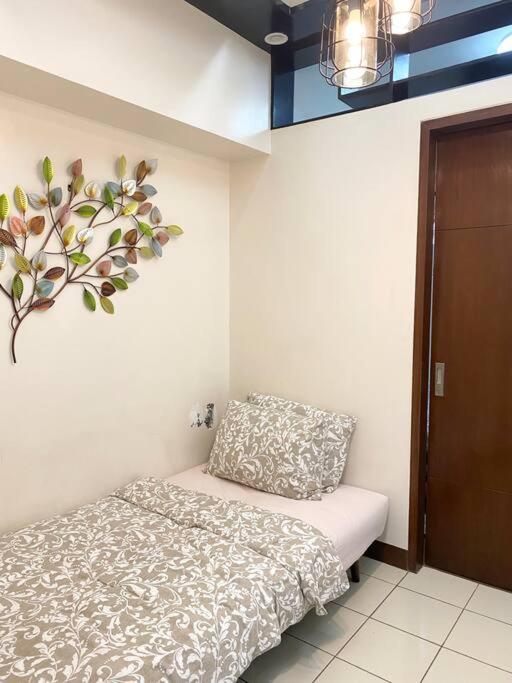 Modern and Cozy Condo with Balcony in Baguio view 2