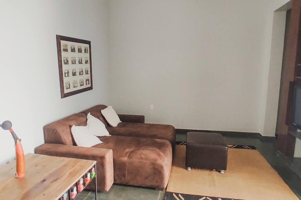 Casa Temporada em Frente ao Lago - Escarpas do Lago - Capitólio