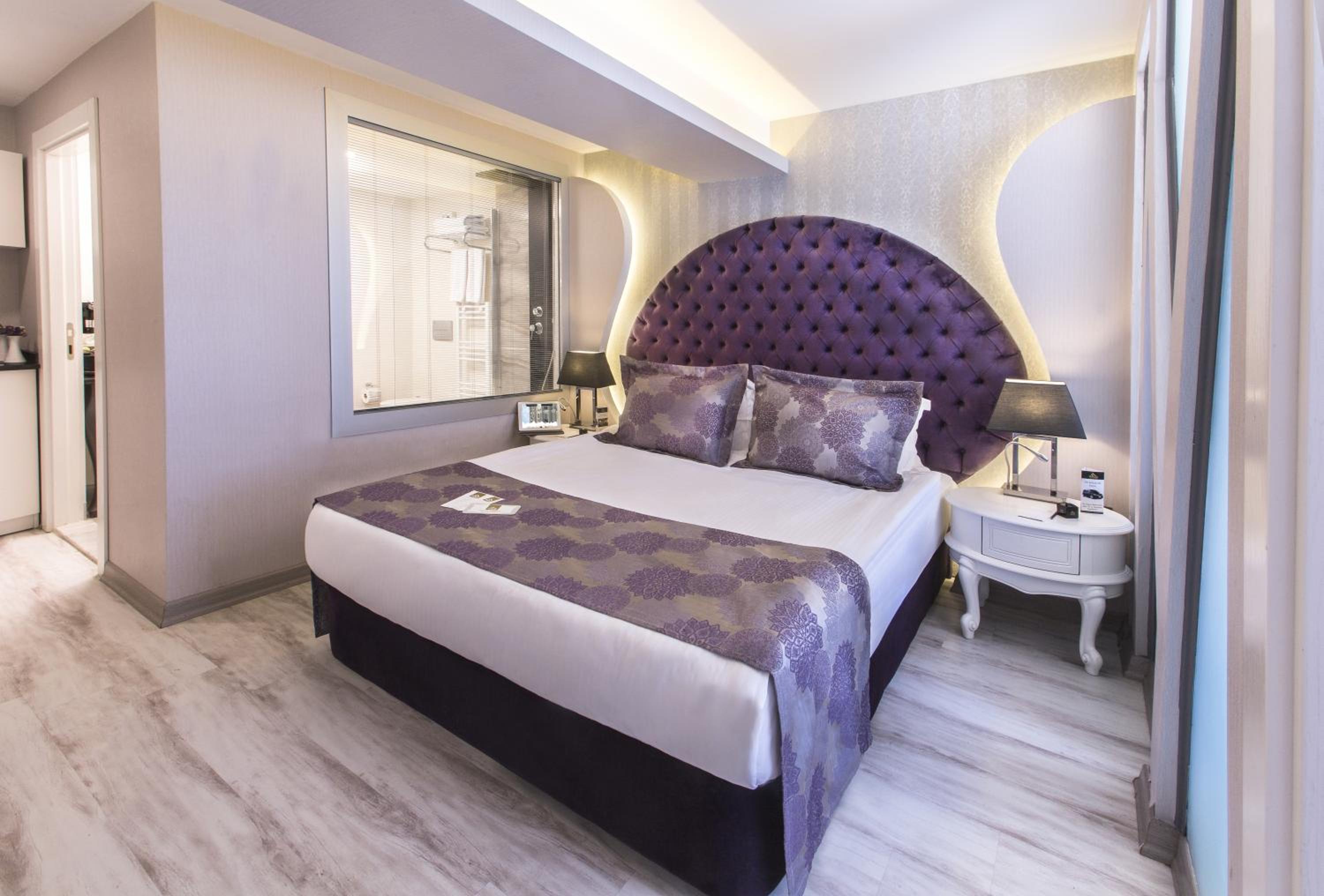 Demonti Hotel - Image 73