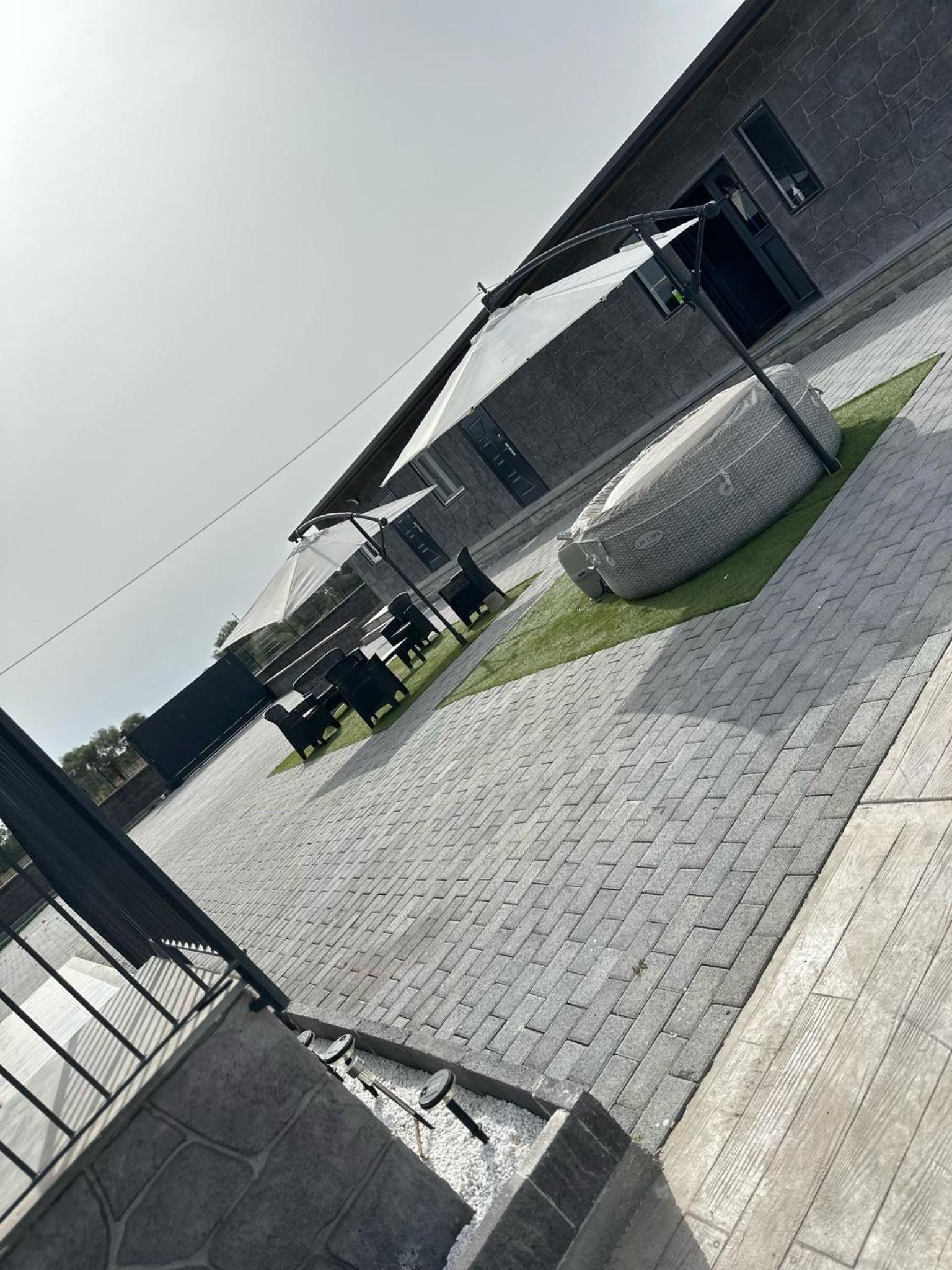 Villa eden