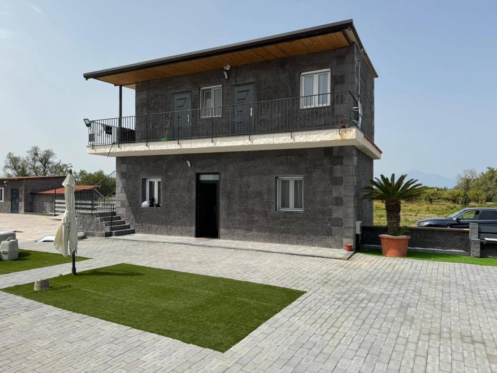 Villa eden