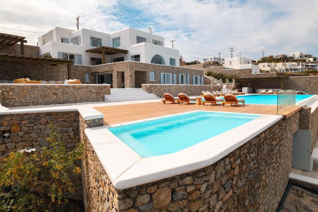 Villa Nafsithoi, Agios Lazaros view 3
