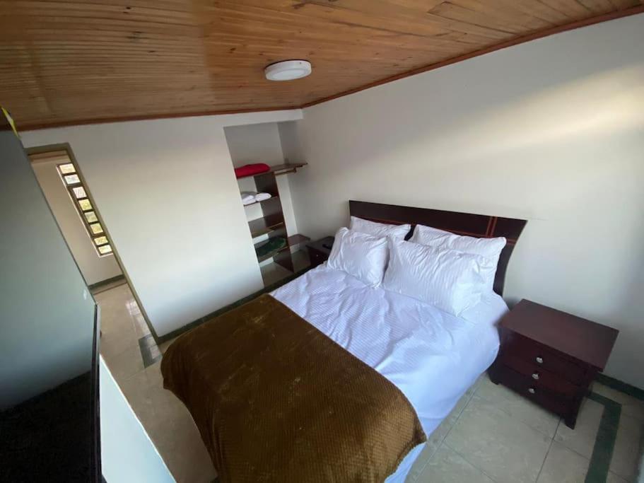 Santamaria Lago Home