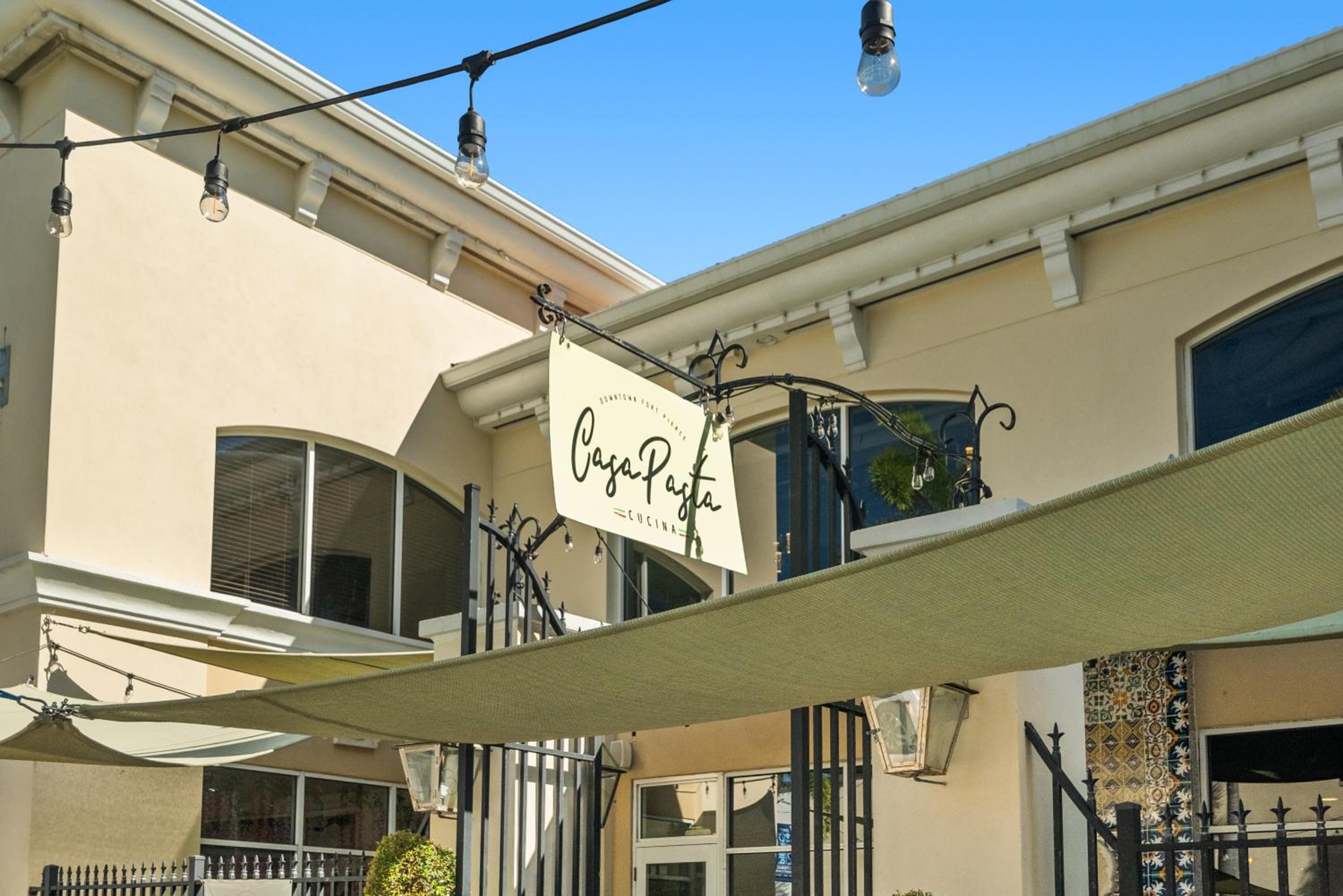 3/2 Close to Beach Pet Friendly view 3
