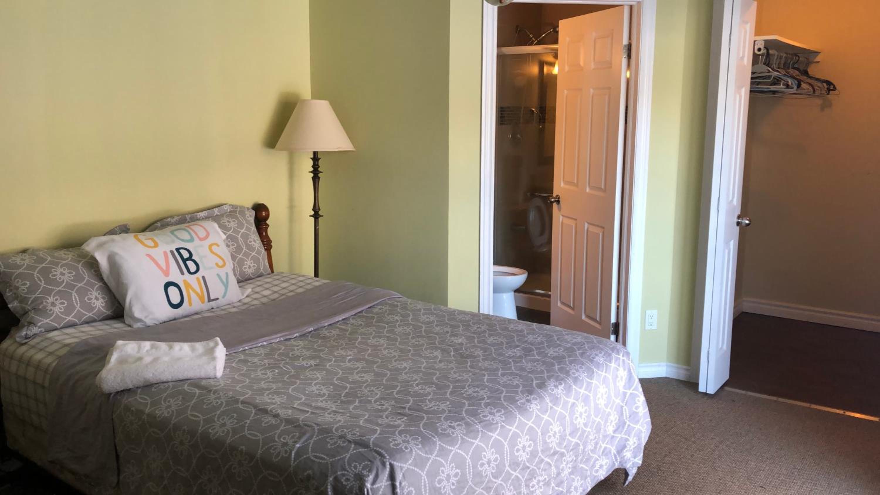 HB GUEST HOME 6