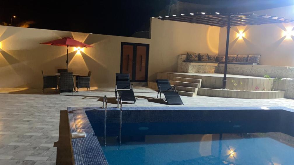 WADI BANI KALED REST HOUSE