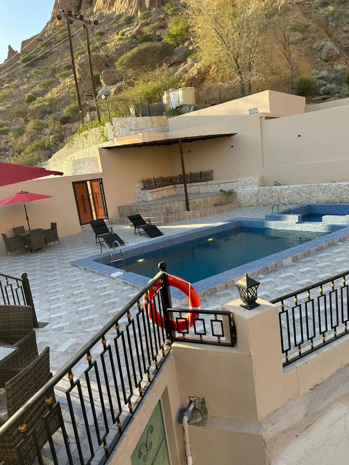 WADI BANI KALED REST HOUSE