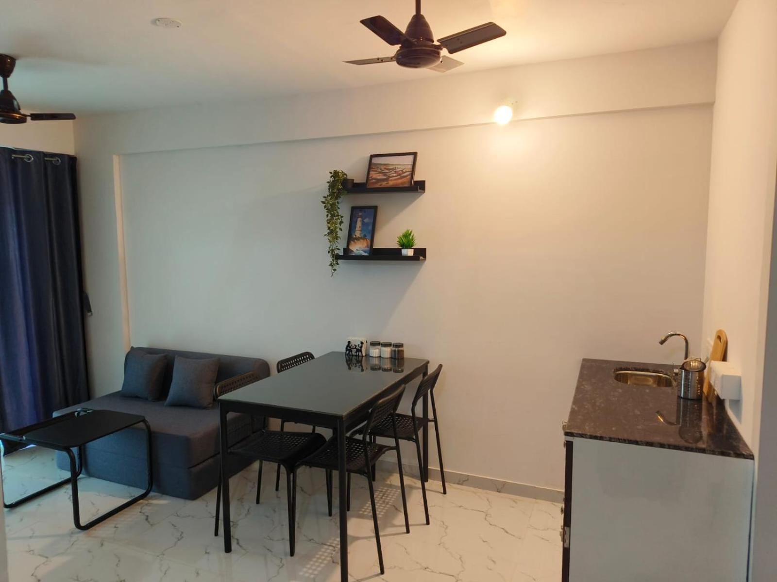 Dhayra's Seascape homestay at Dapoli view 3