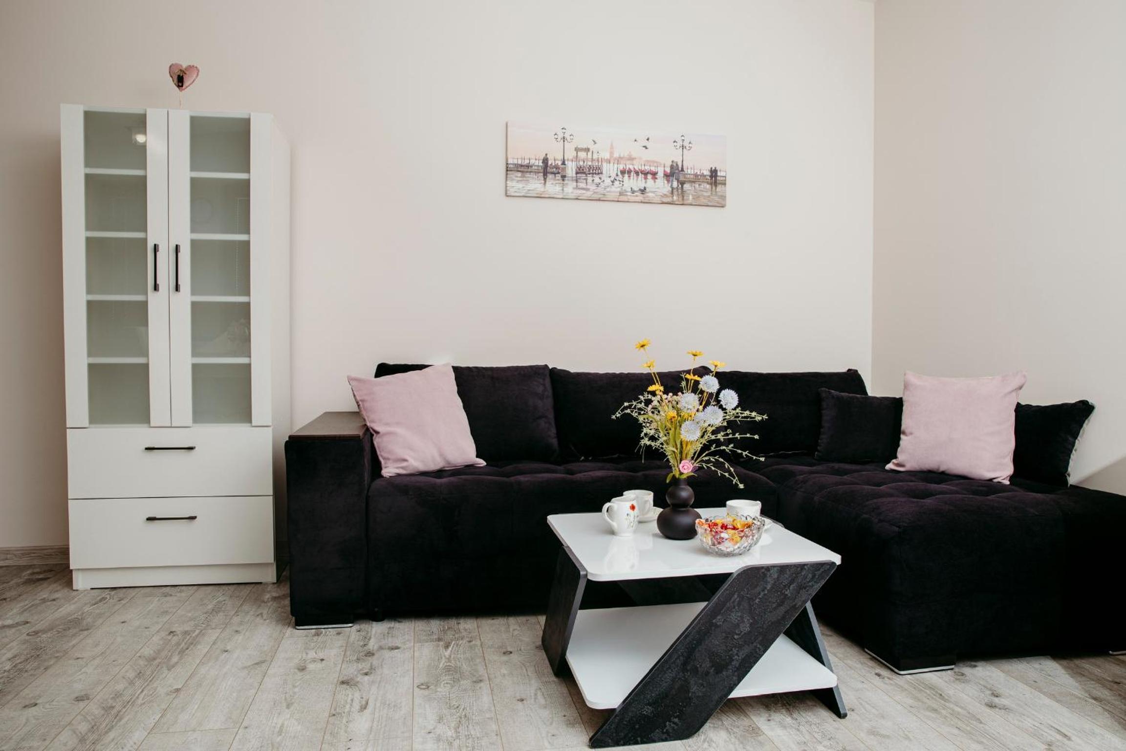 Rose Valley apartment