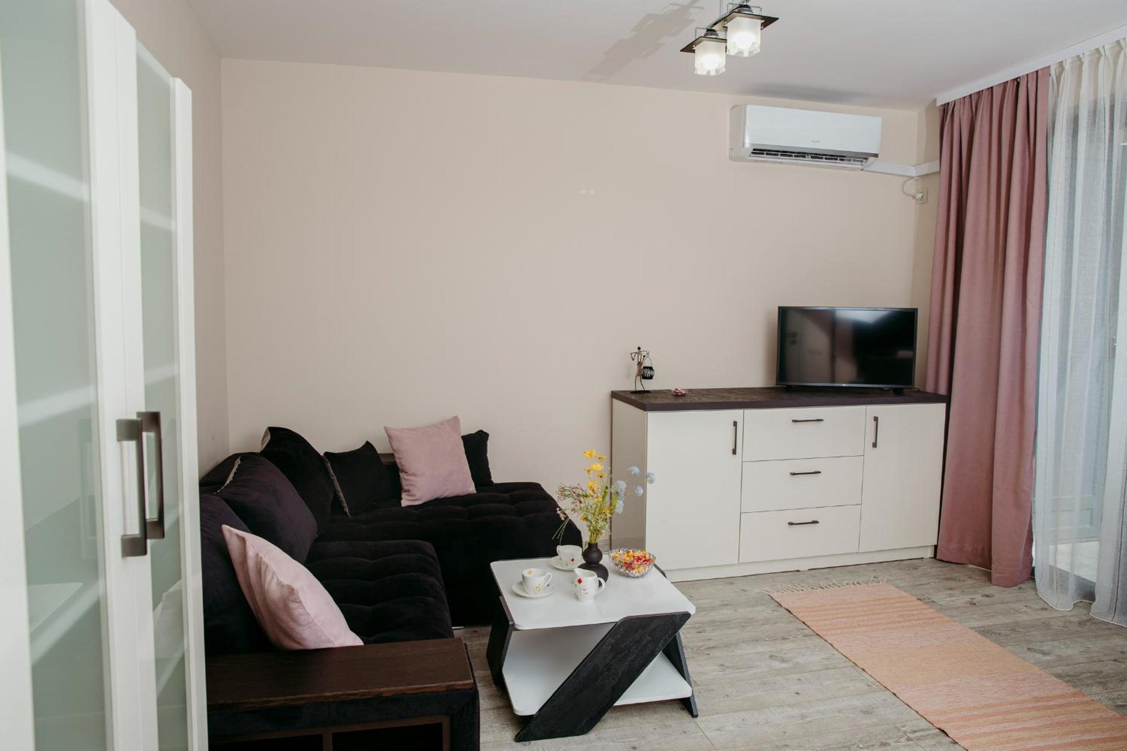 Rose Valley apartment