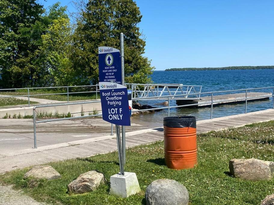 Cottage right across Lake Simcoe in Innisfil