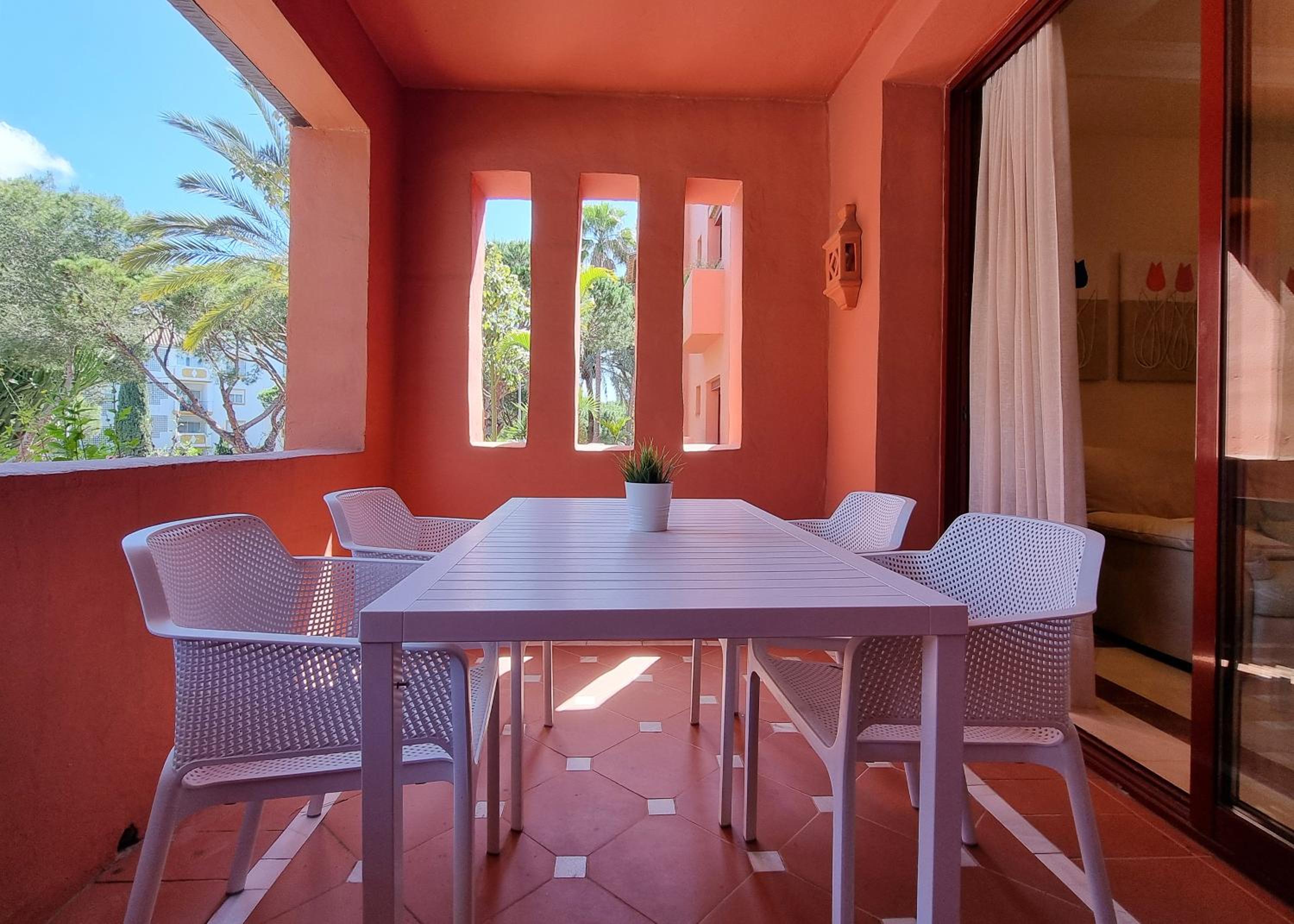Jardines de Don Carlos Apartment