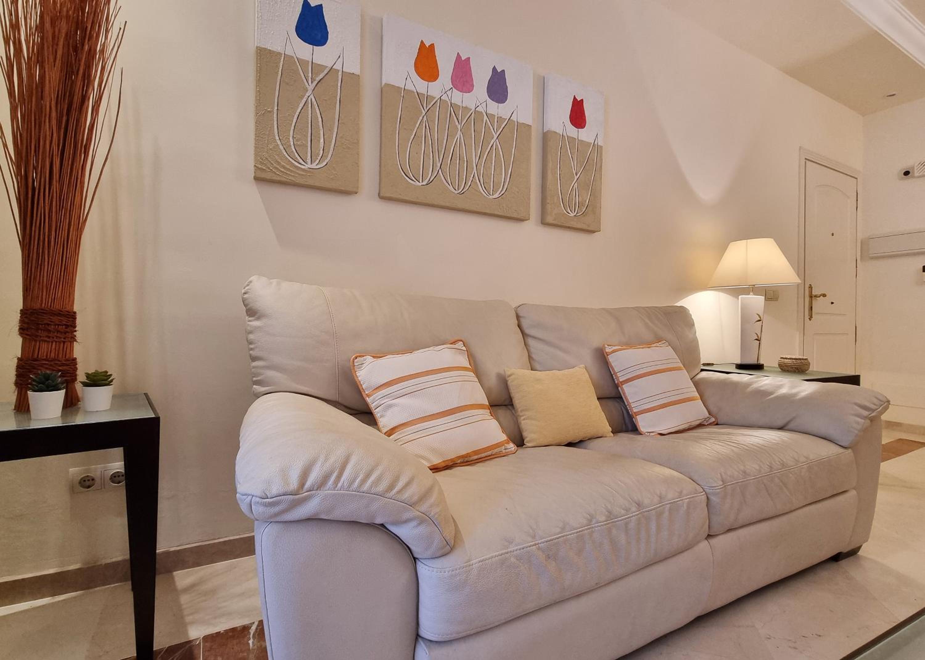 Jardines de Don Carlos Apartment
