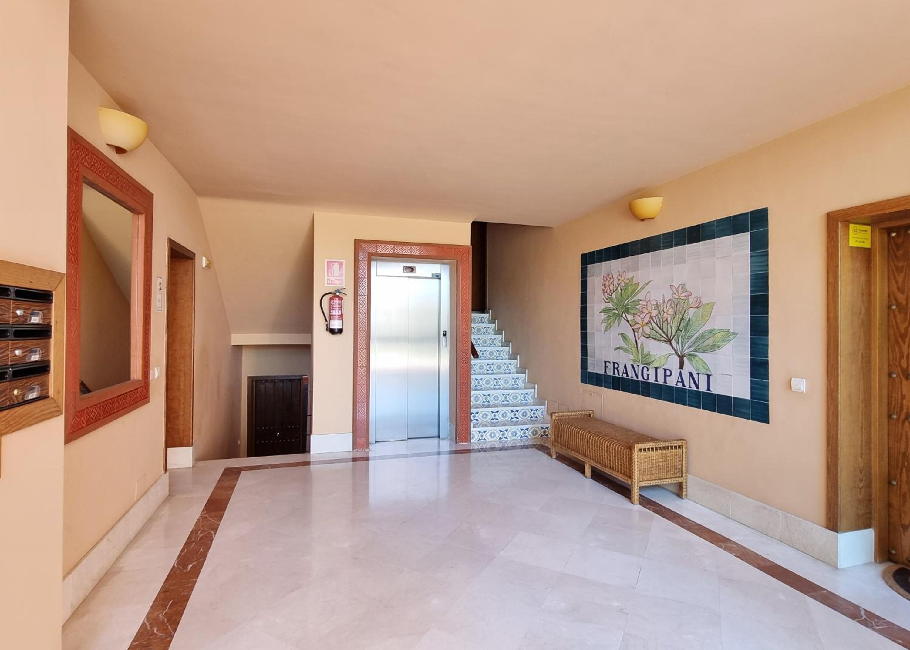 Jardines de Don Carlos Apartment