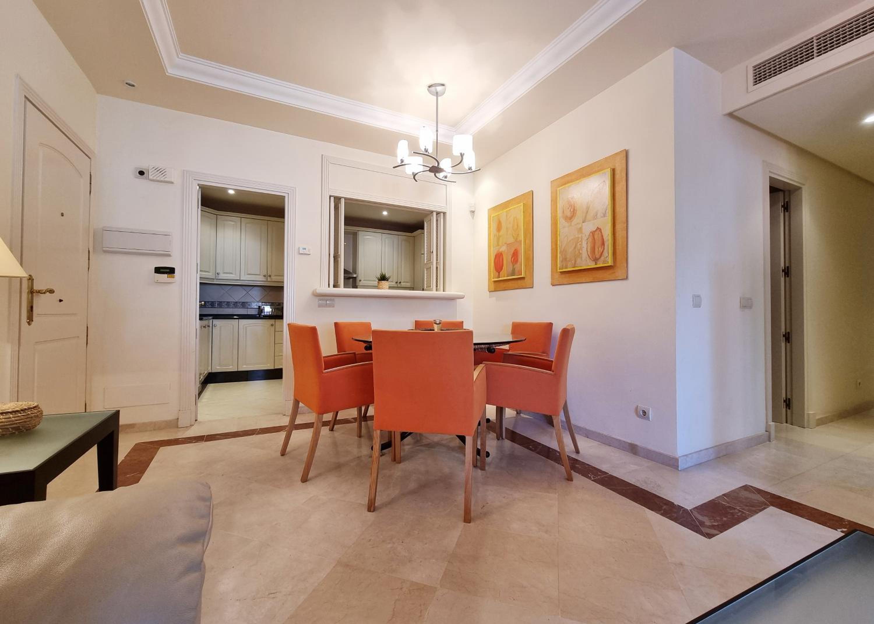 Jardines de Don Carlos Apartment