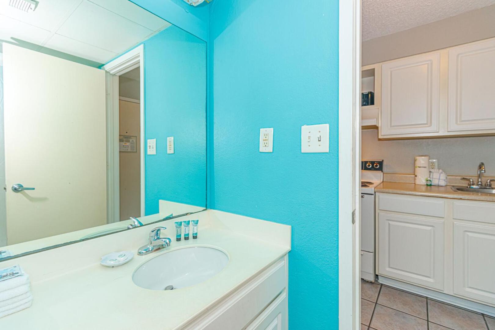 Newly Updated Oceanview King Suite - Sea Mist 50809 view 4
