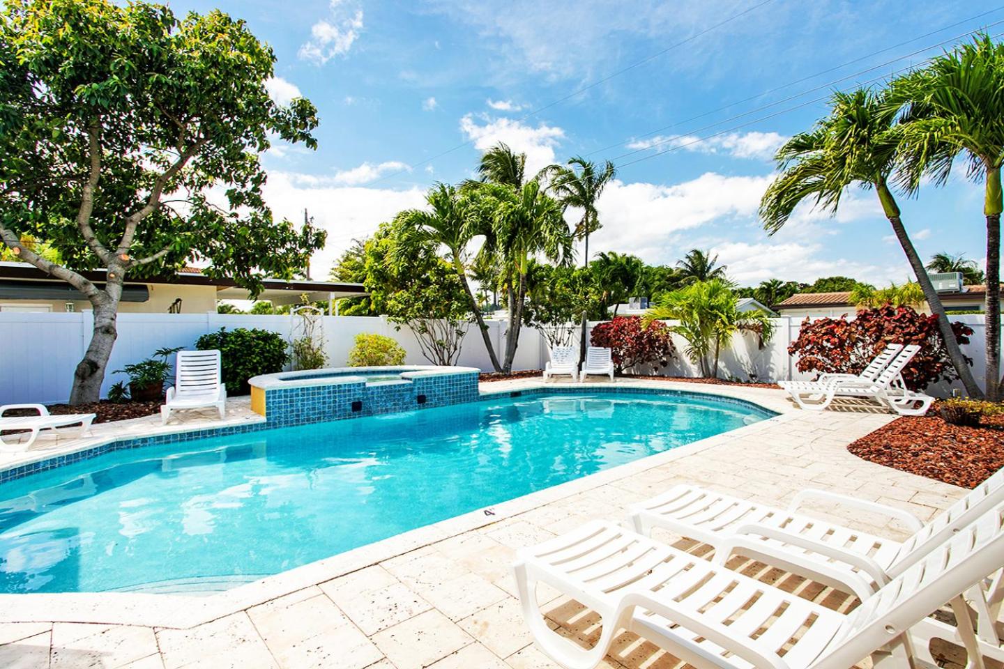 Premium Luxury 5BR Villa near Hollywood Beach