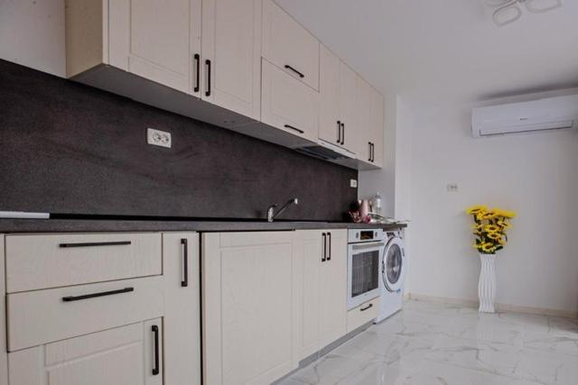 WhiteBoxApartment