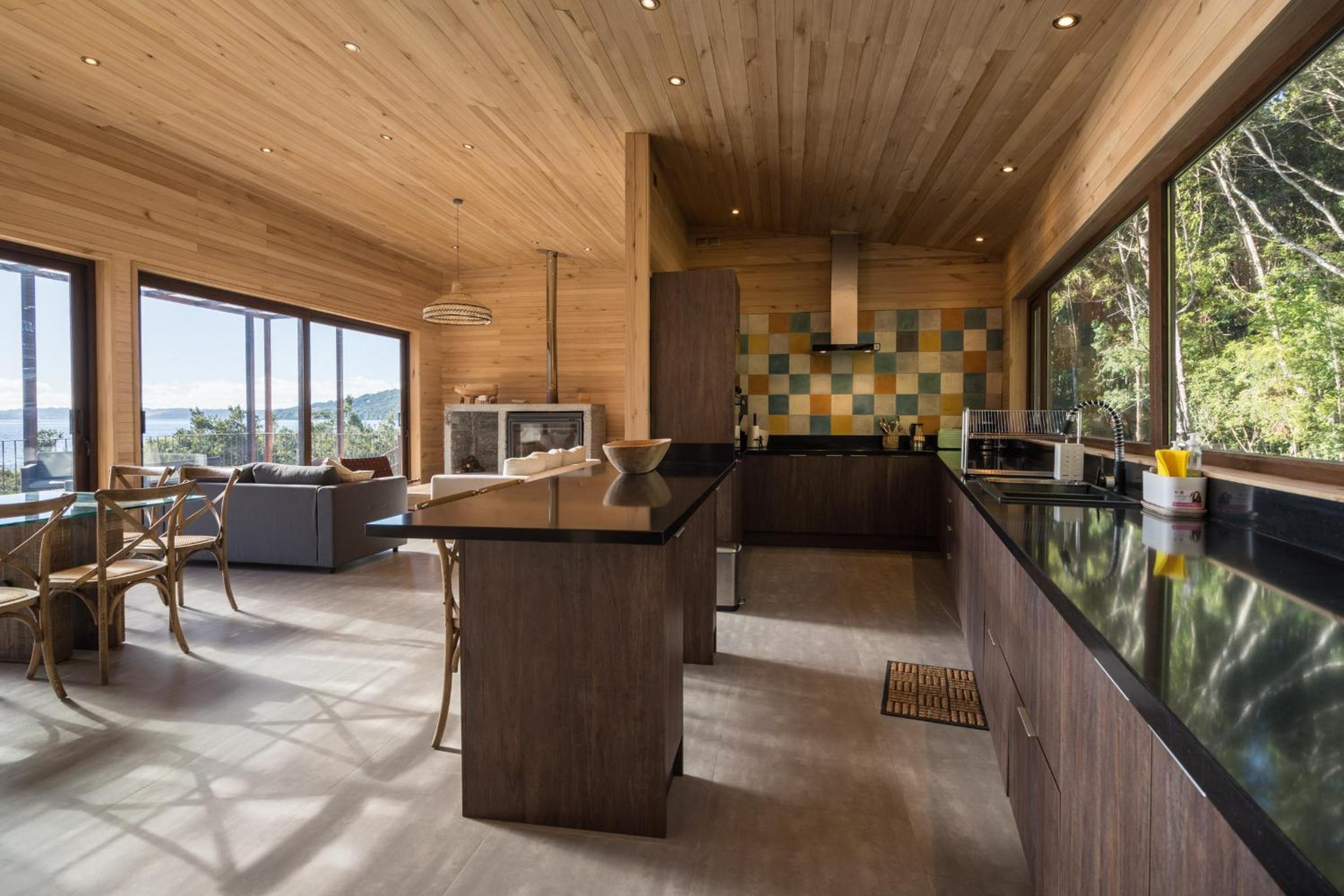 Casas Martín Pescador, Lago Huillinco, Chiloe