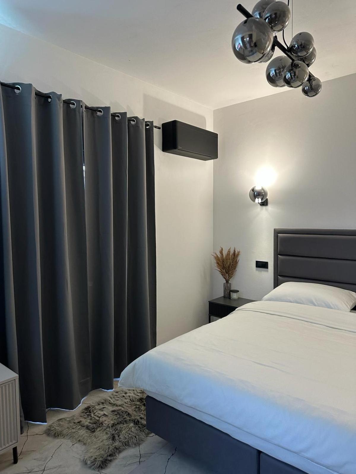 Sea Dreams Apartments