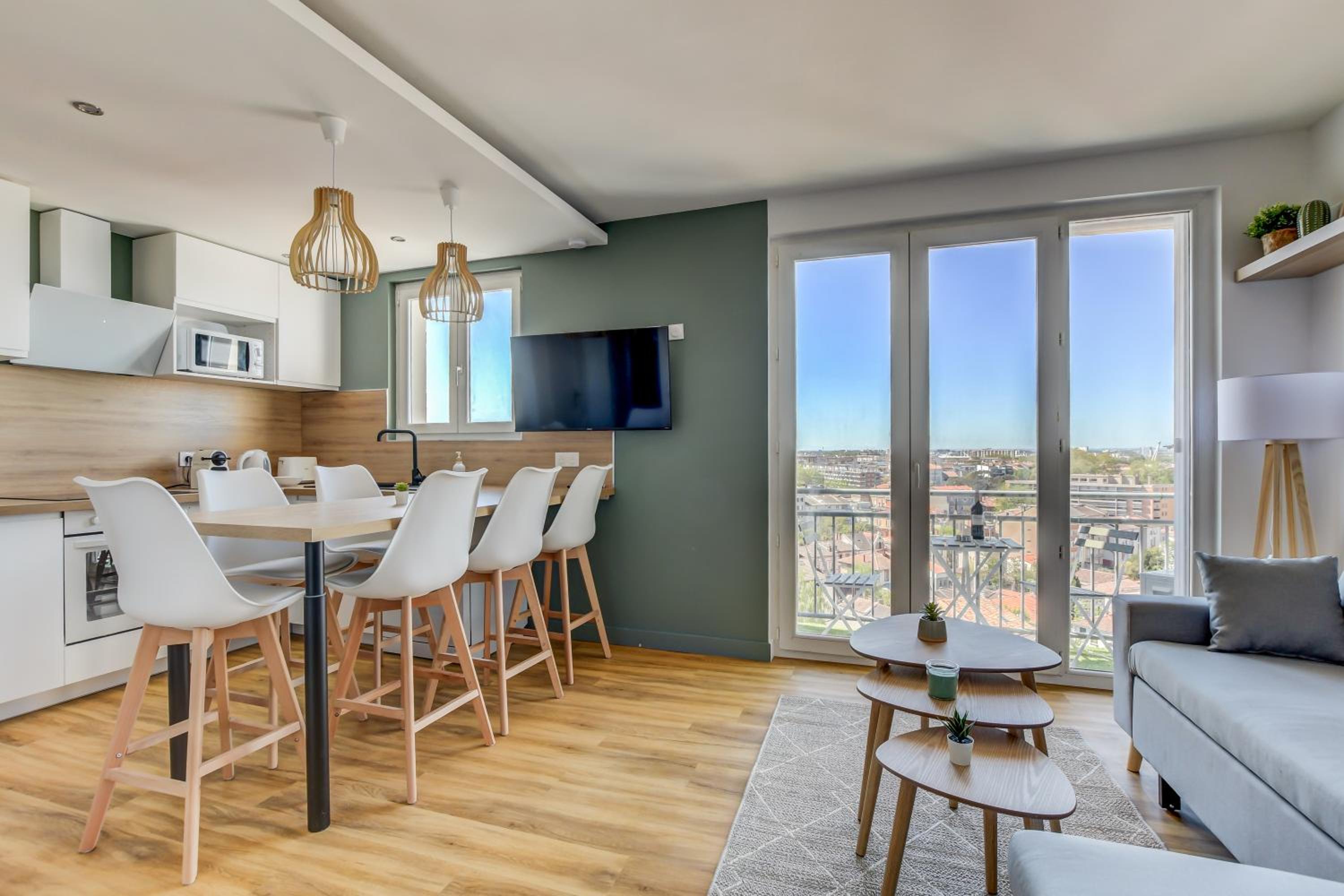 Sunset Duplex - Grand-Rond, Jardin des plantes, centre-ville, 2 BDRs 60m2, AC, Netflix - T3 60m2 avec clim