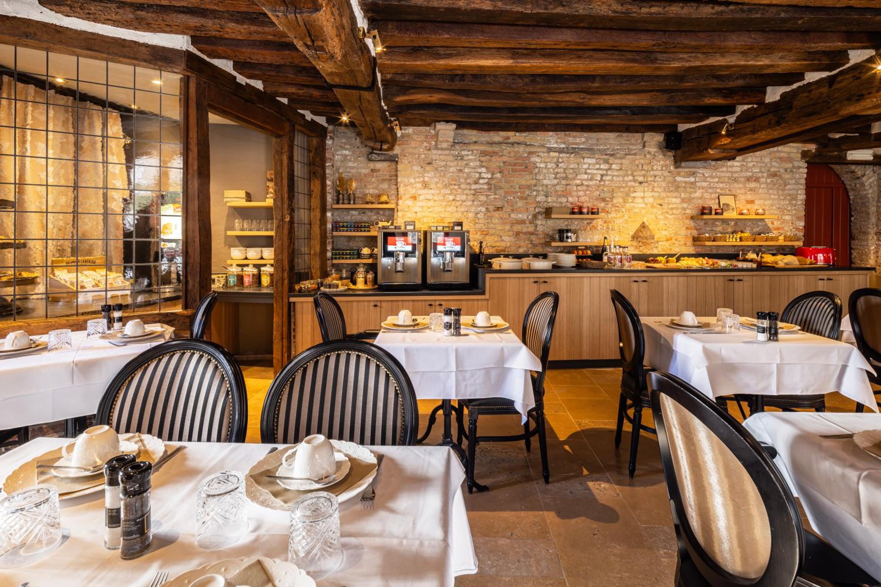 Bruges Vacations - Hotel Ter Brughe by CW Hotel Collection - Property Image 8