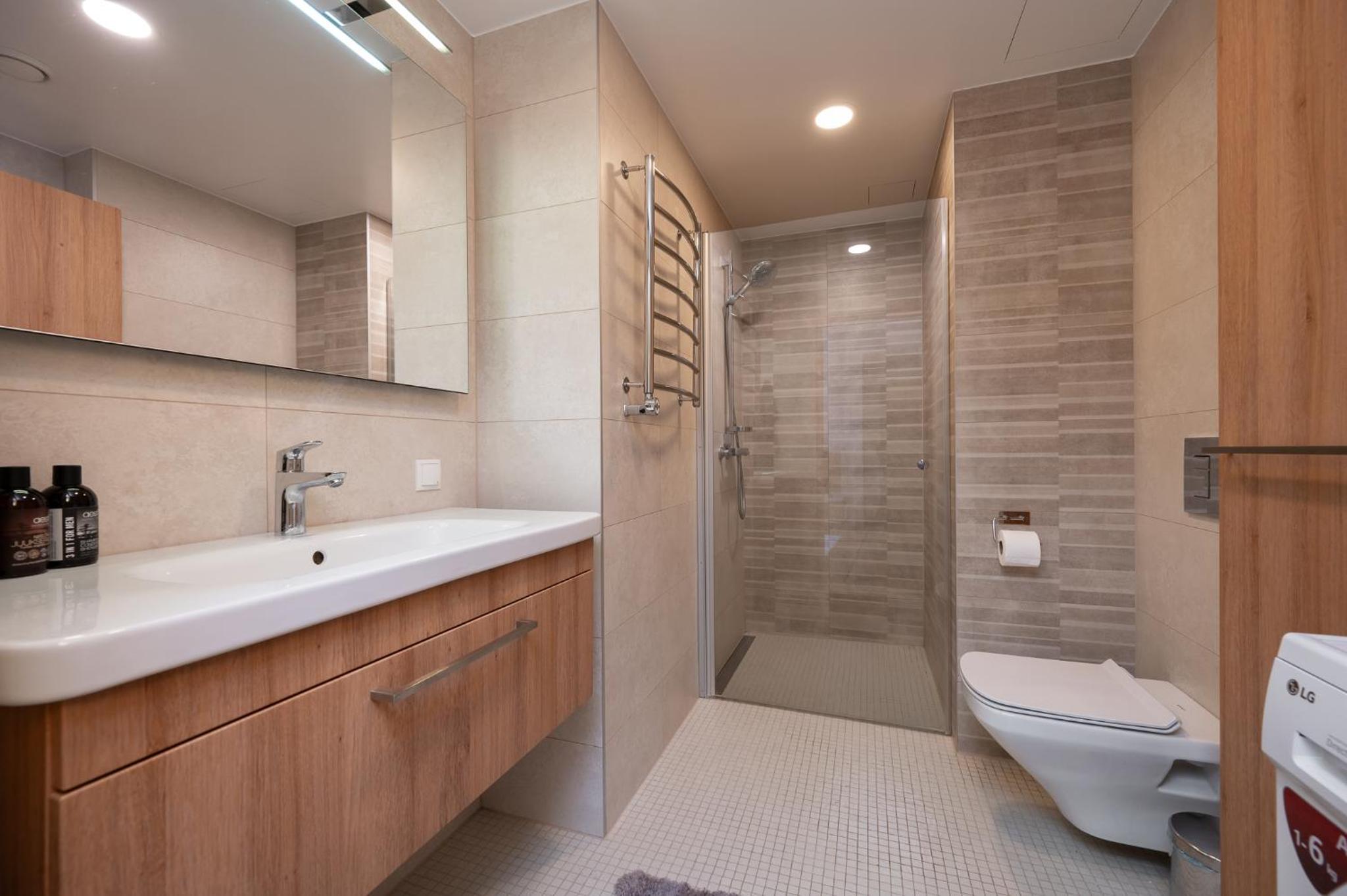 City Stay Tallinn apartment with seaview