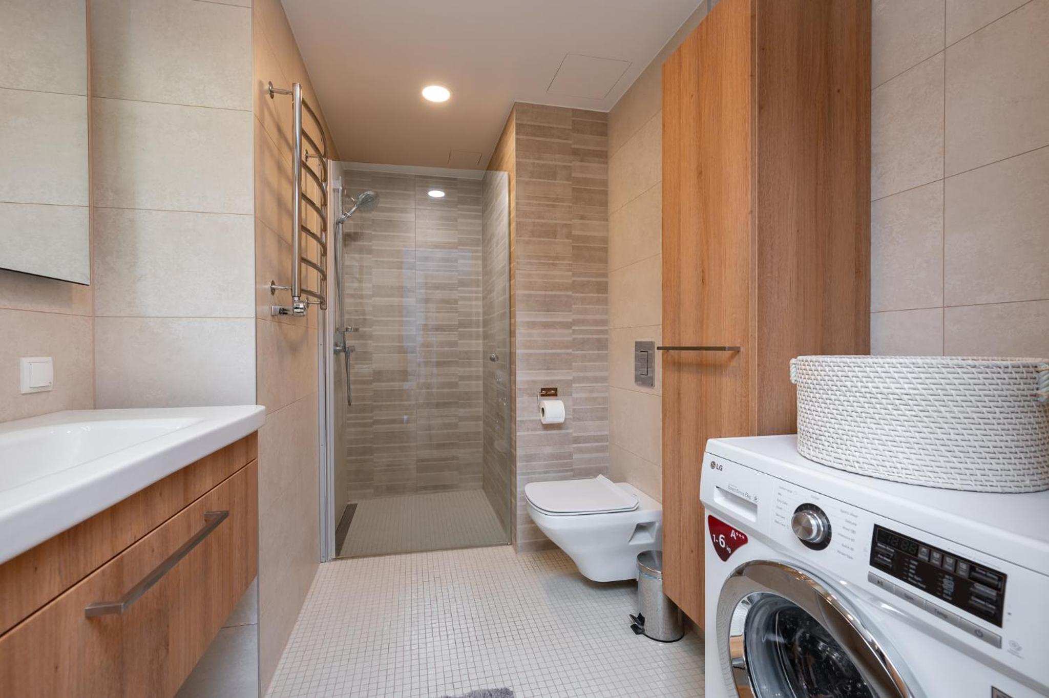 City Stay Tallinn apartment with seaview