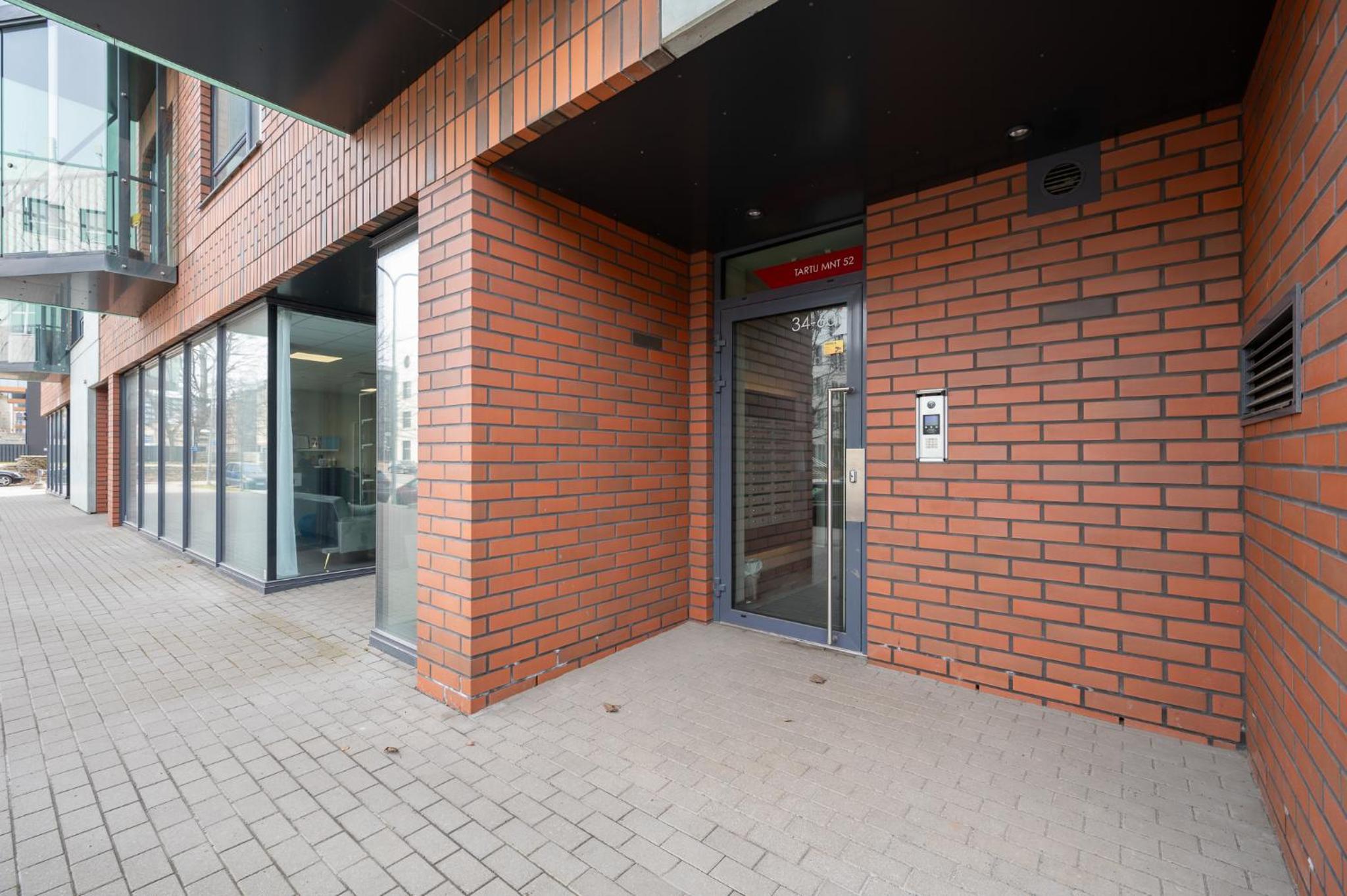 City Stay Tallinn apartment with seaview