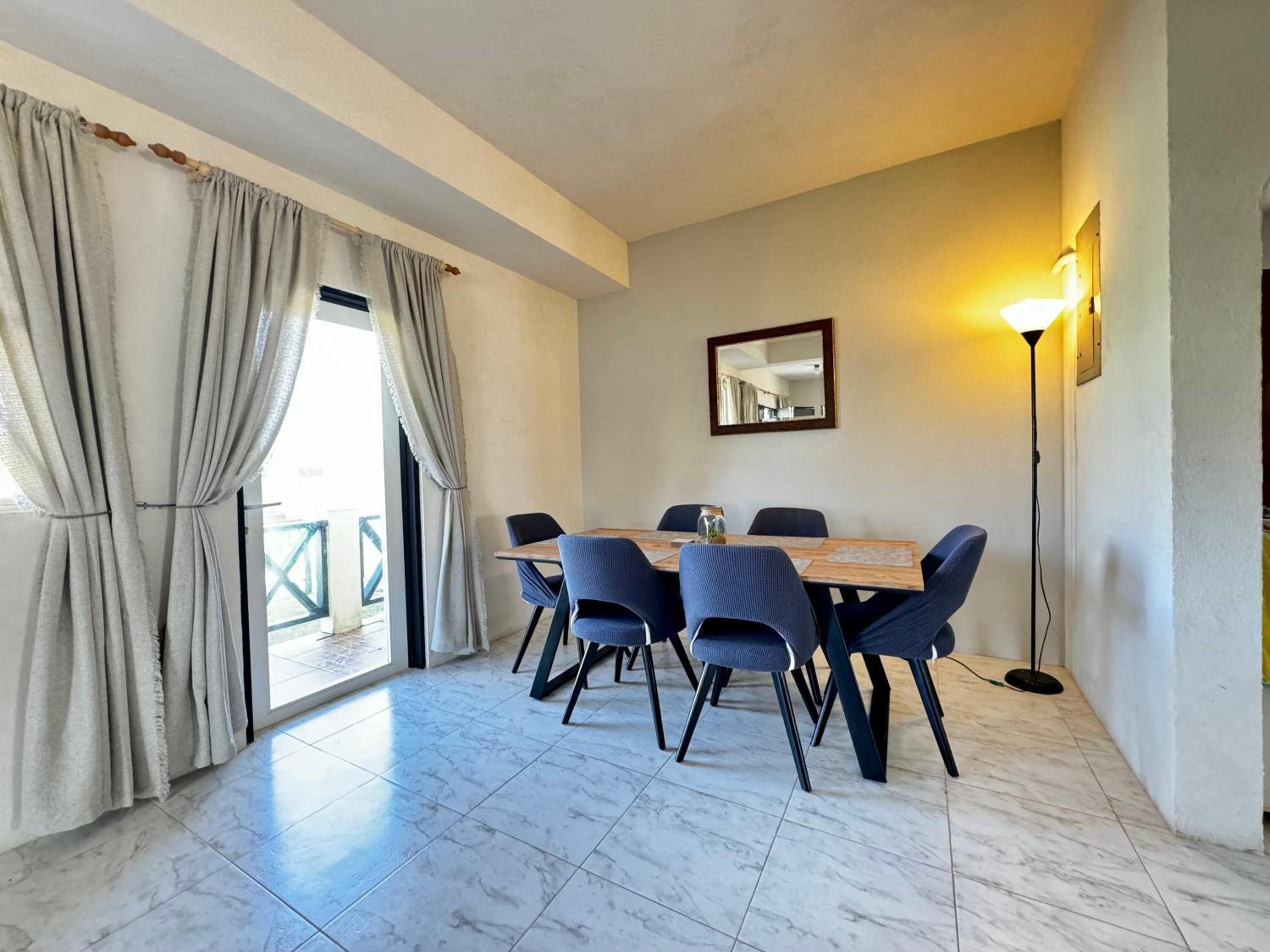 Lailamar Villa, Ocean view, Pool & AC - Ground Floor