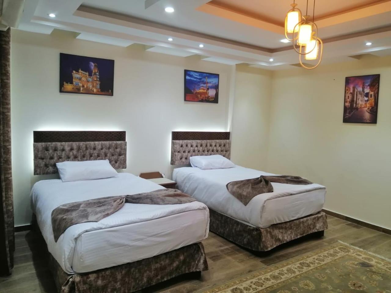 Meret Palace