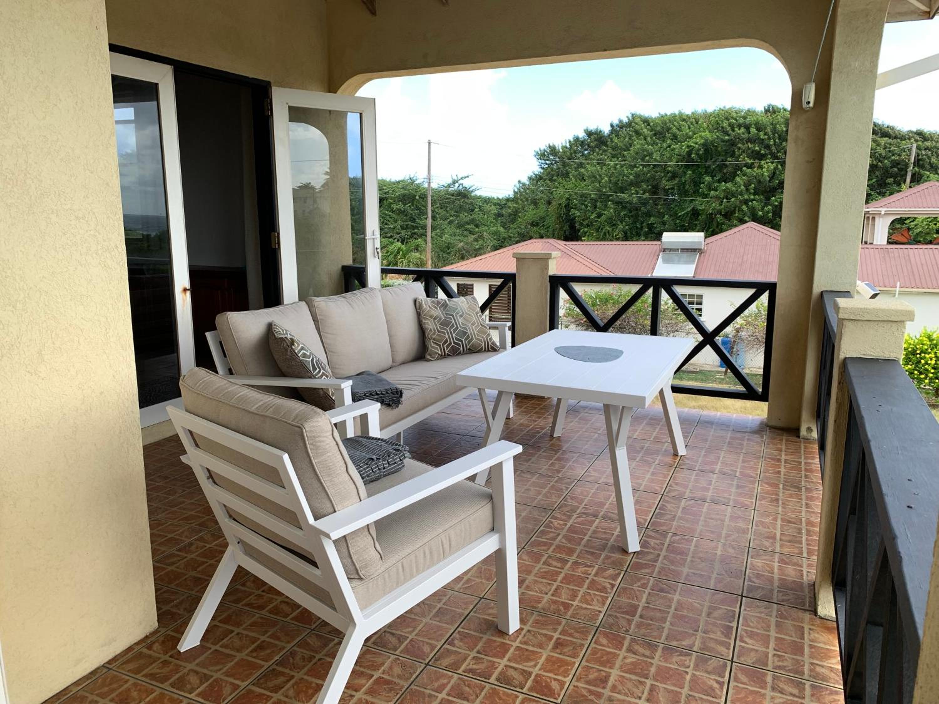 Lailamar Villa, Ocean View, AC & Pool - Entire Villa