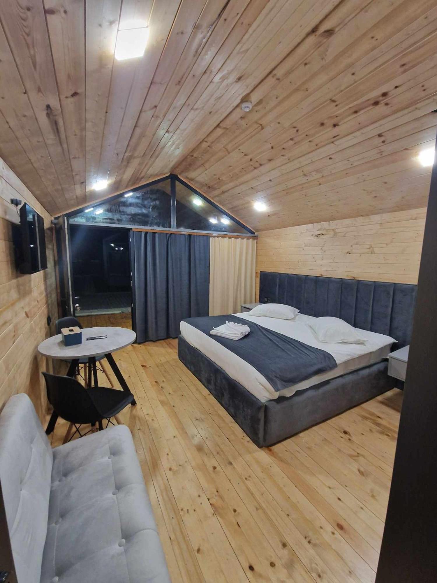 NICE HOUSE HOTEL Meghri