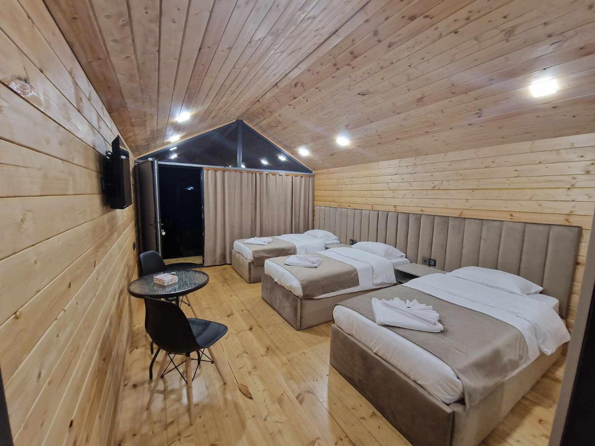 NICE HOUSE HOTEL Meghri